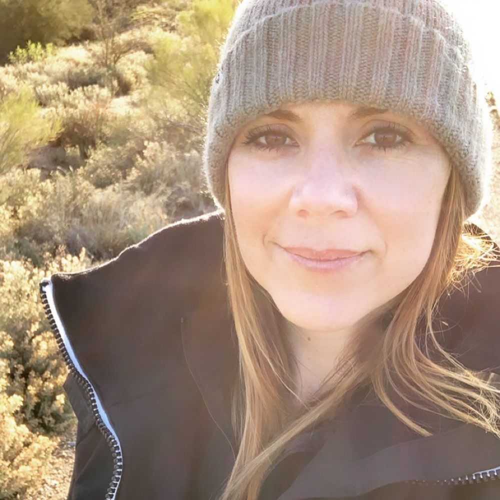 Meet your Posher, Crystal